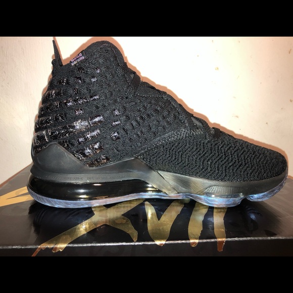 ⚠️SOLD⚠️ Nike LeBron 17 Global Currency Size 8 - Picture 5 of 9